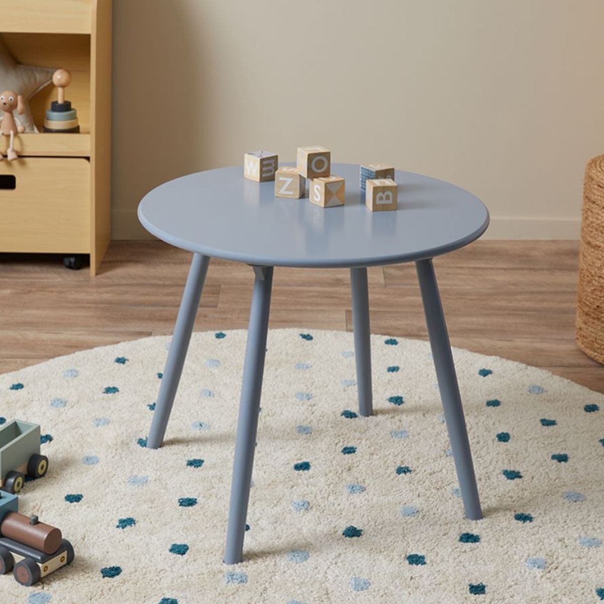 Round kids table on sale