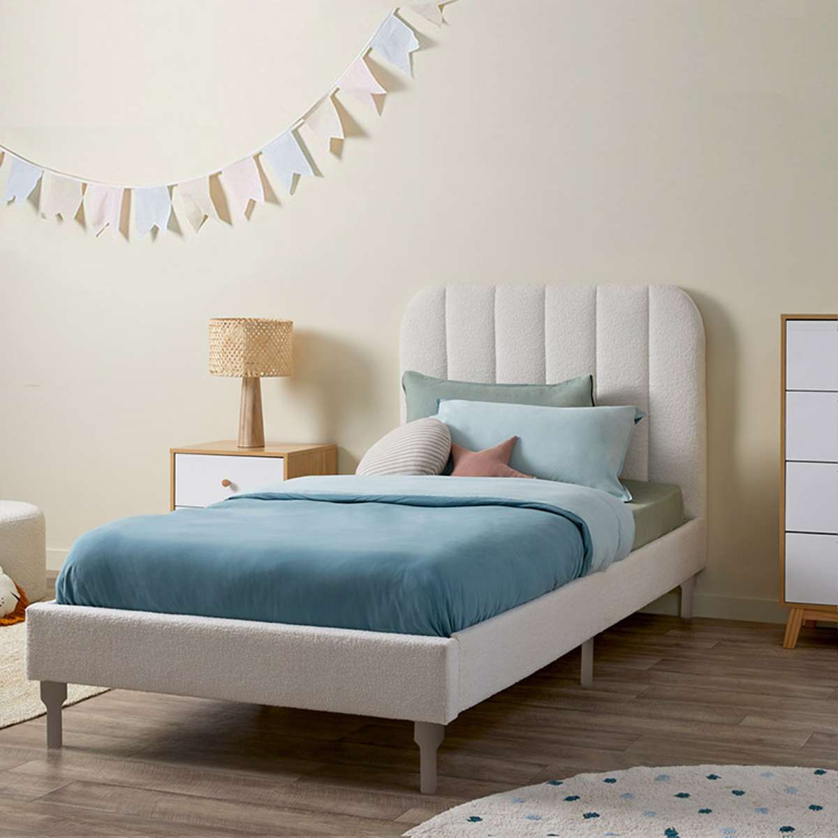 Belinda Boucle Teddy Single Bed - Ivory