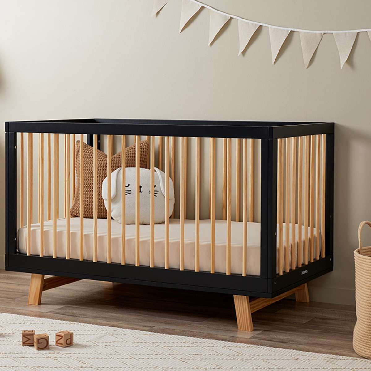 Aspen Classic Cot - Black/Natural - Mocka Australia