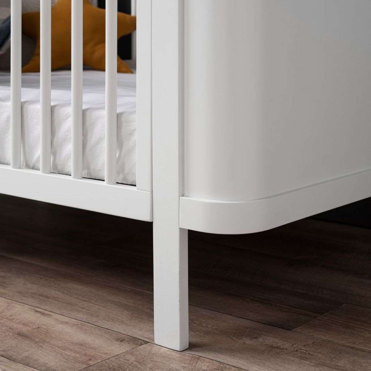 Orlando Contempo Cot - White