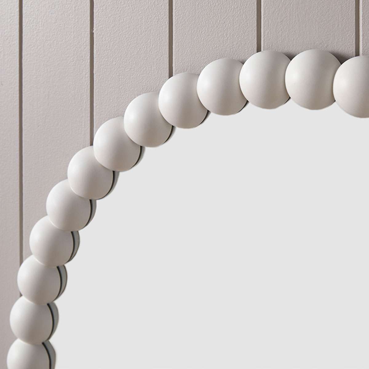 Bobbin Mirror - Round - White