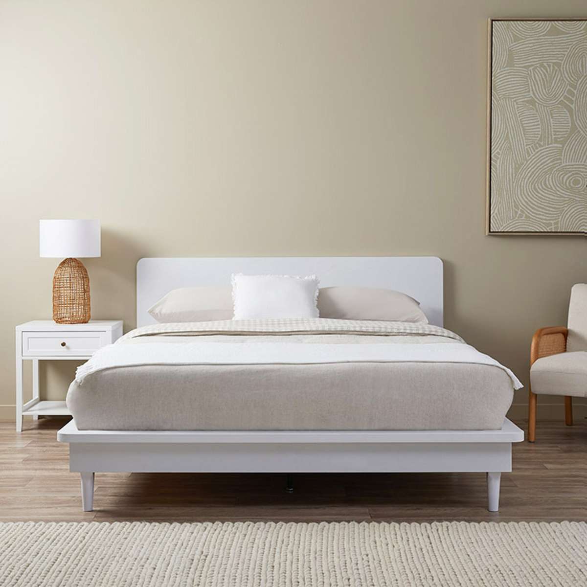 Carson Queen Bed - White