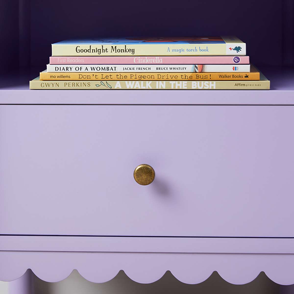 Maisie Scalloped Bedside Table - Lilac