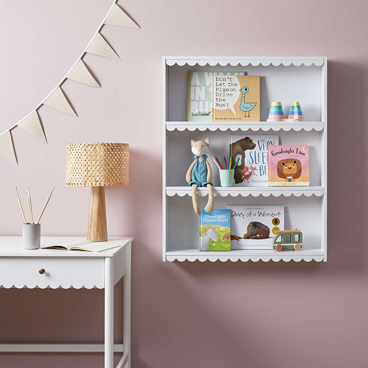 Maisie Scalloped Wall Shelf