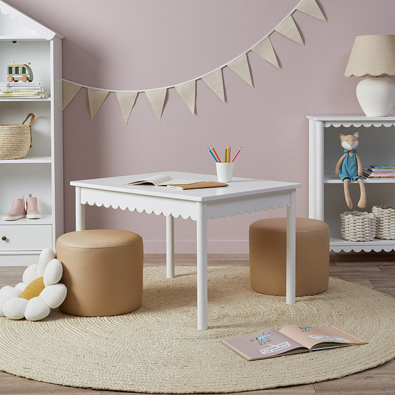 Mini Maisie Scalloped Play Table - White