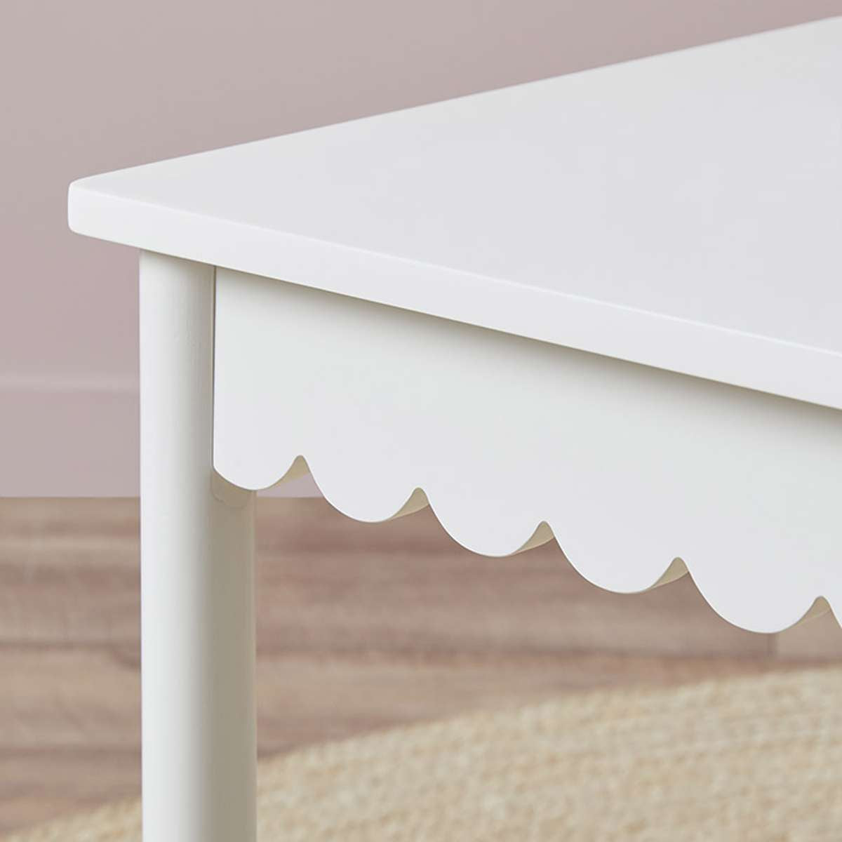 Mini Maisie Scalloped Play Table - White