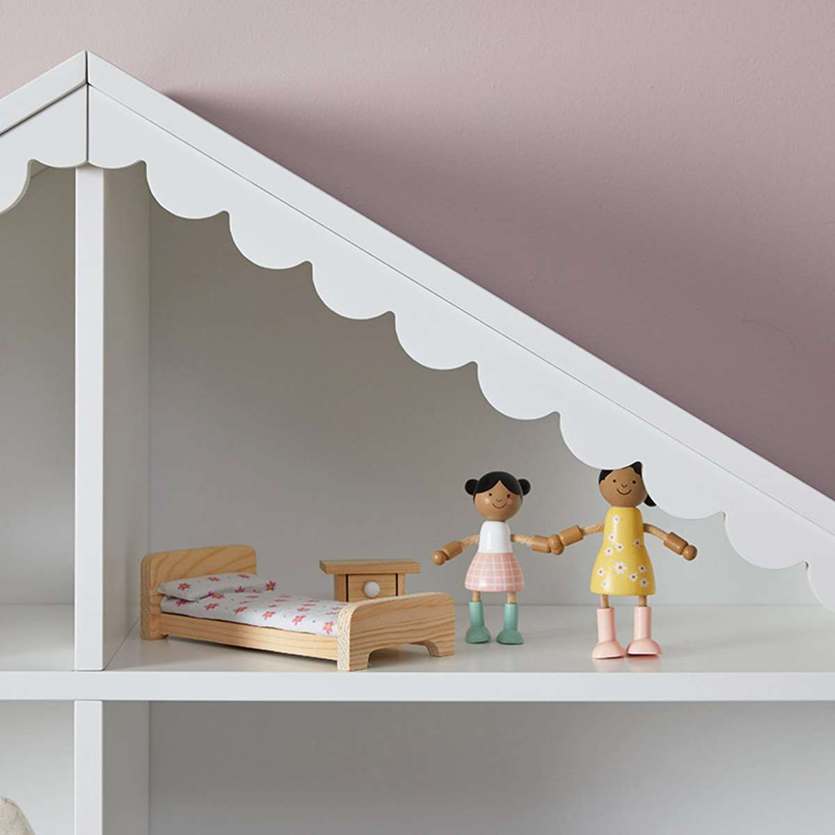 Maisie Scalloped House Bookcase - White