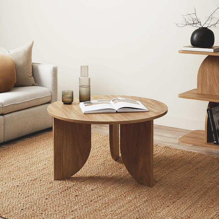 Tove Curved Leg Coffee Table - Pecan