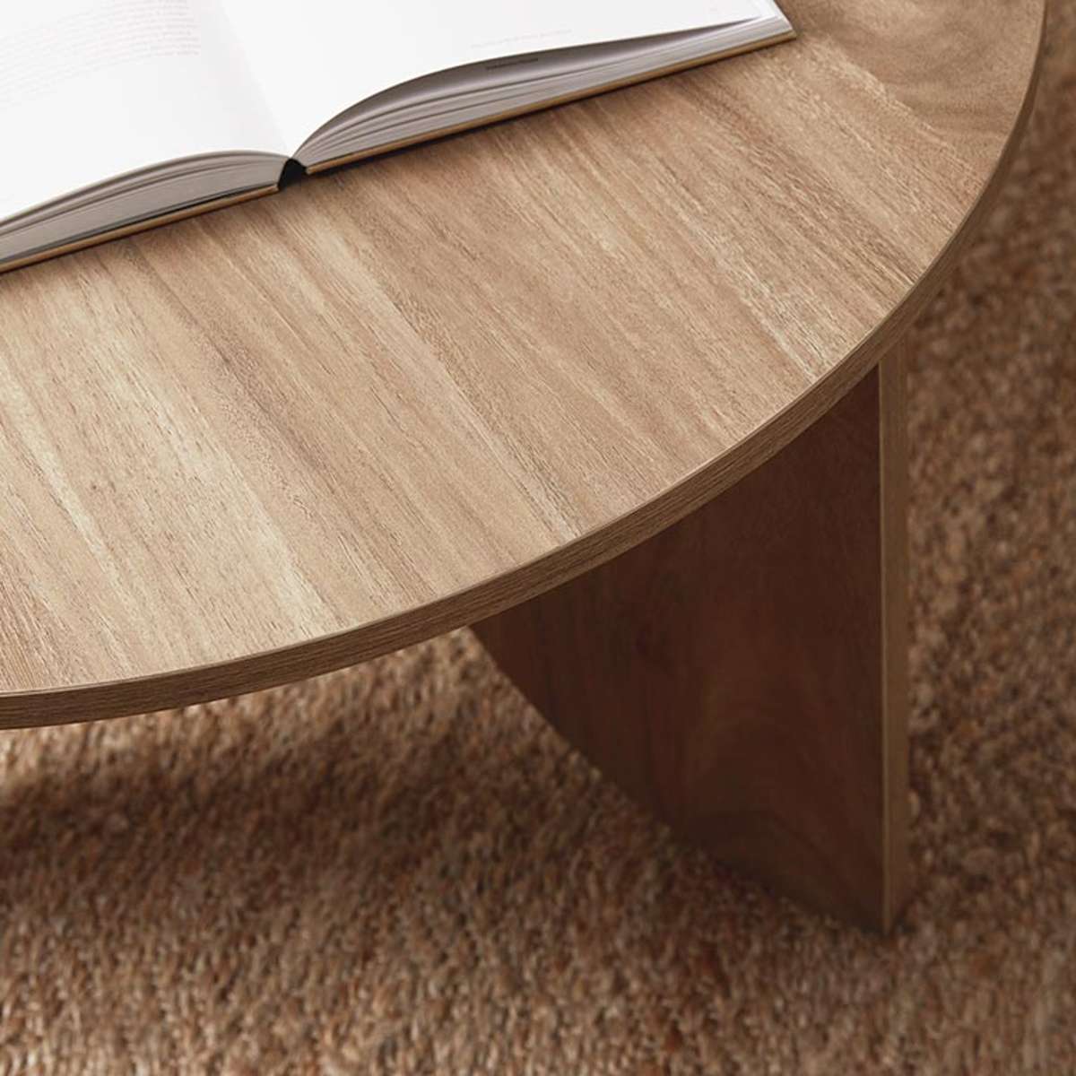 Tove Curved Leg Coffee Table - Pecan